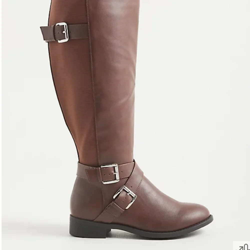 👣TORRID 🍀Brown Faux Leather Side Buckle Knee Boot